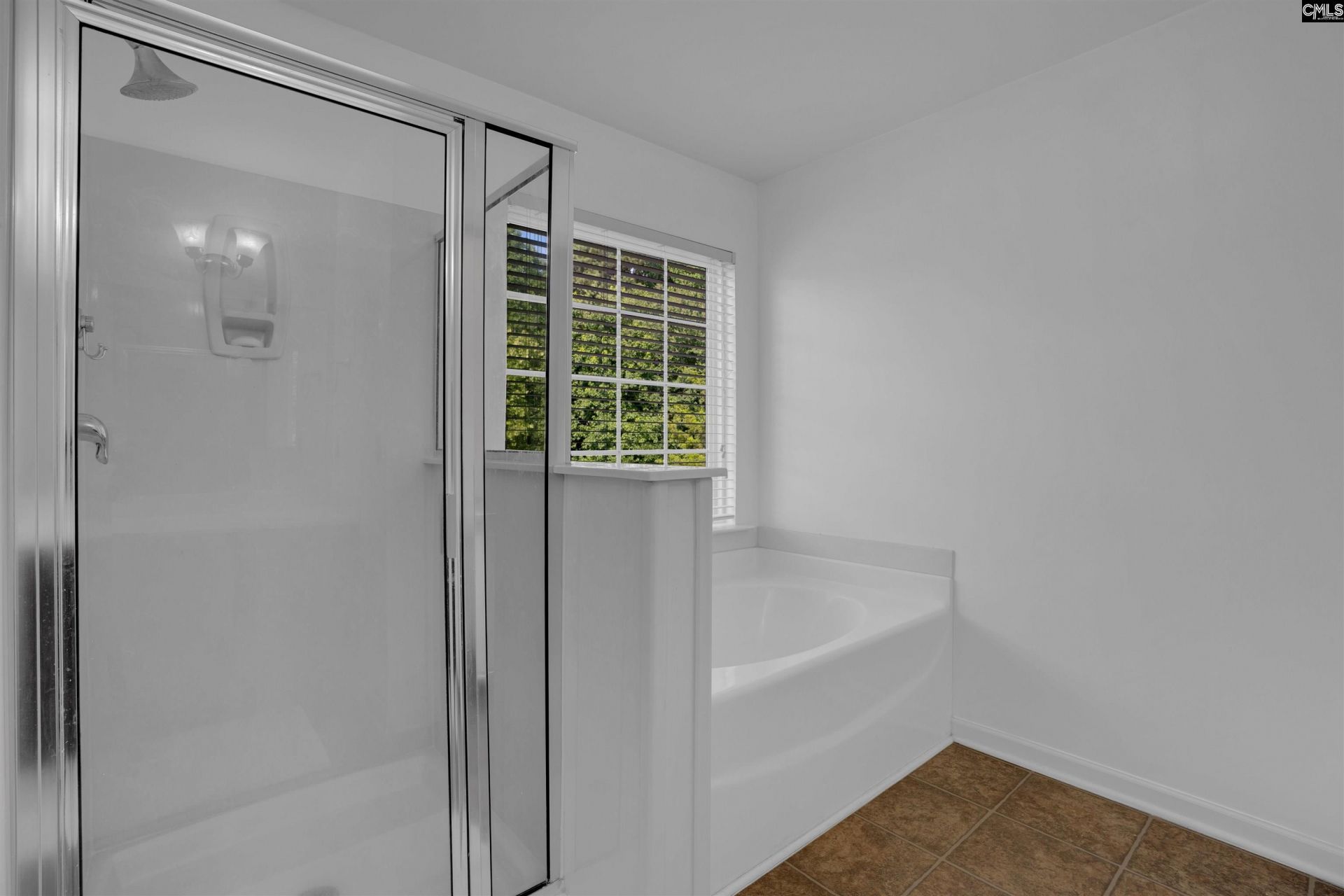 241 Kenmore Park Drive  Photo 19
