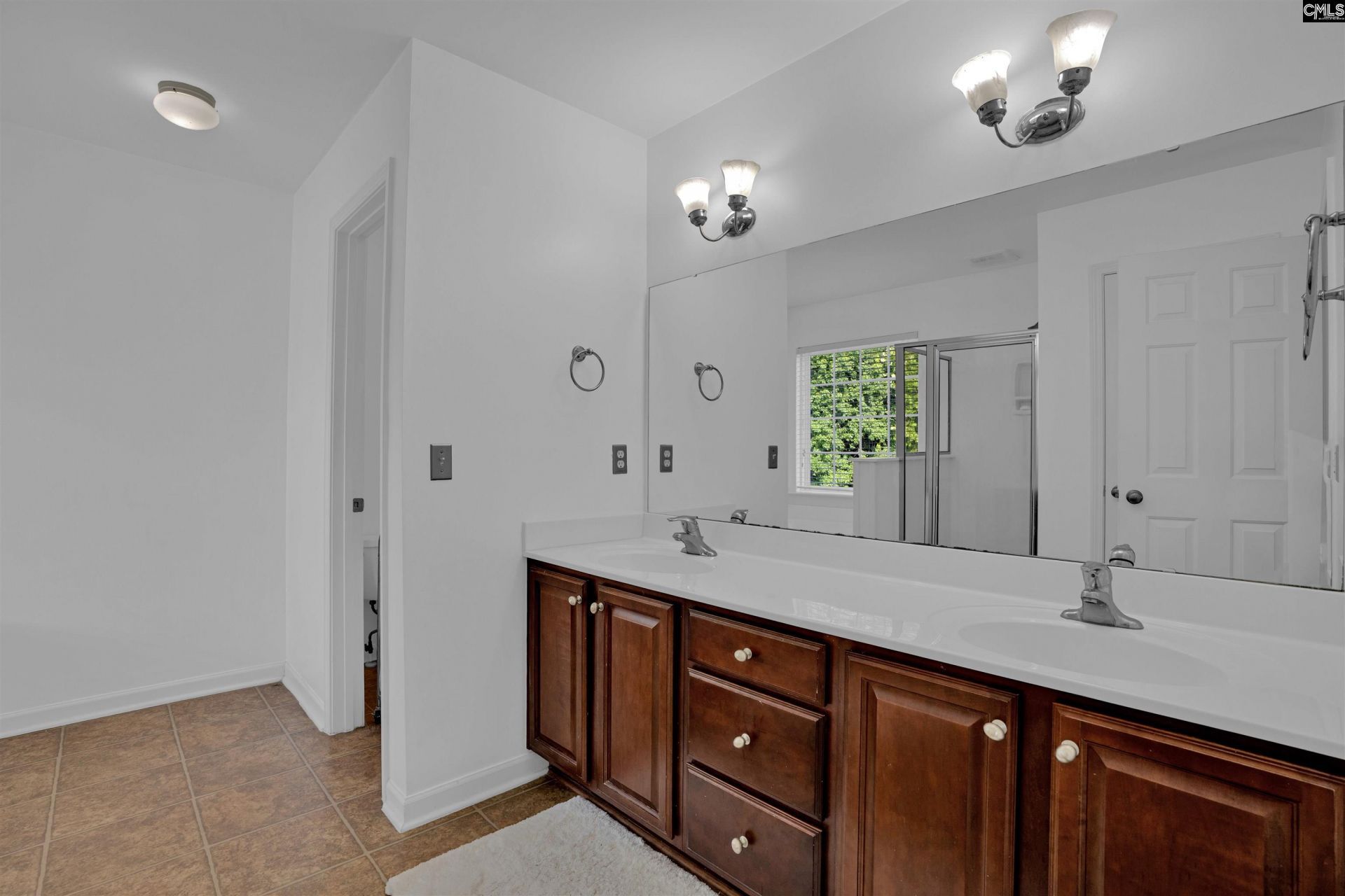 241 Kenmore Park Drive  Photo 20