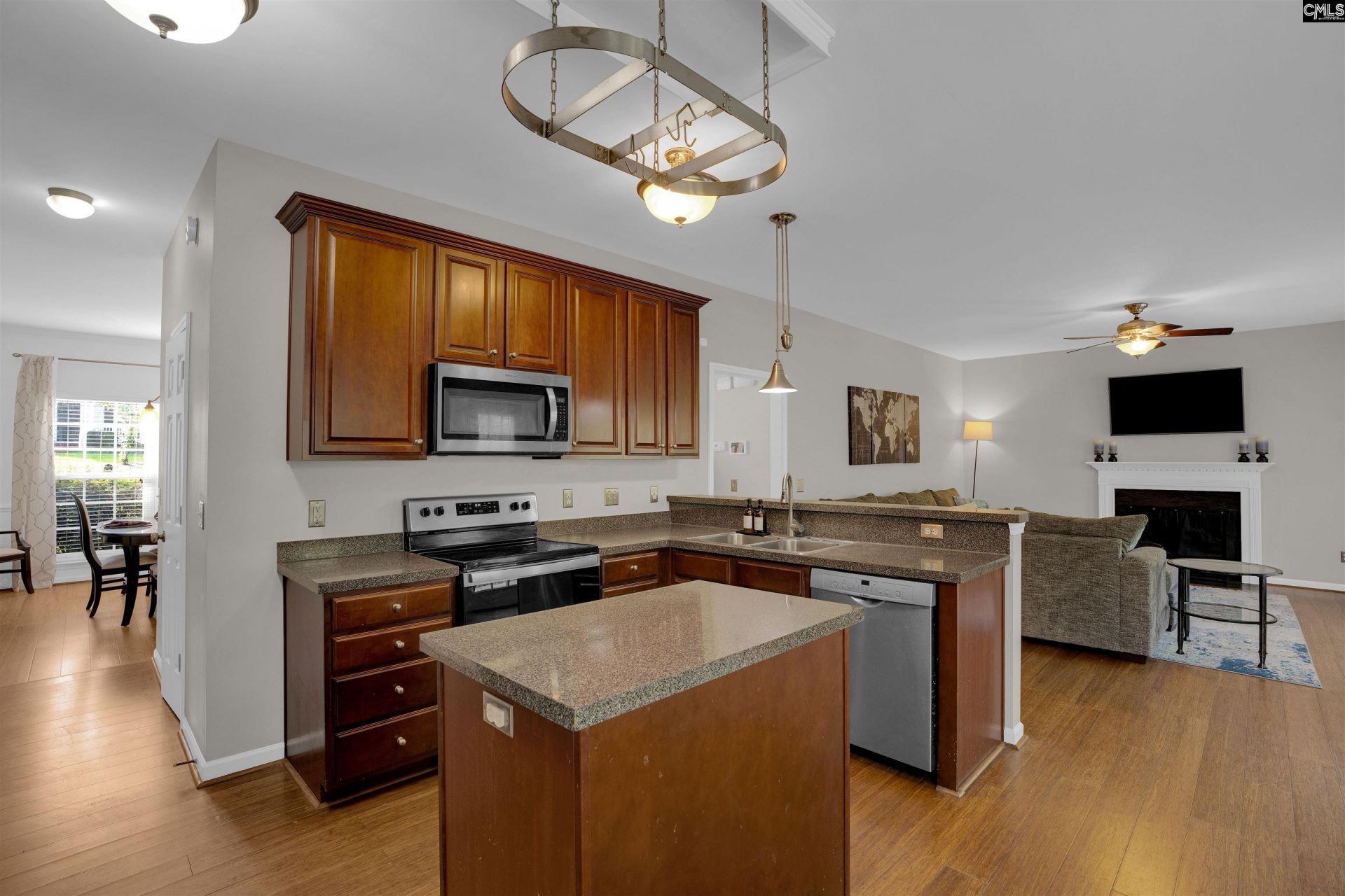 241 Kenmore Park Drive  Photo 6