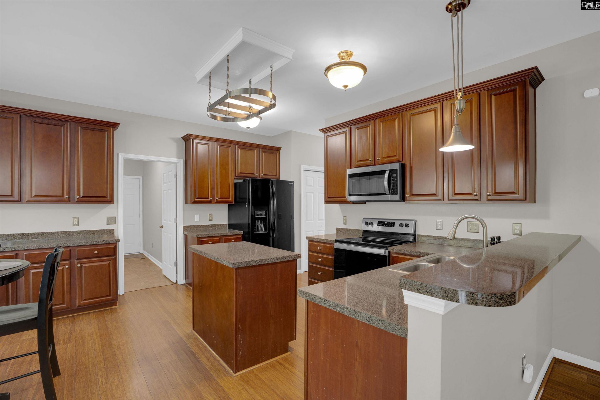 241 Kenmore Park Drive  Photo 7