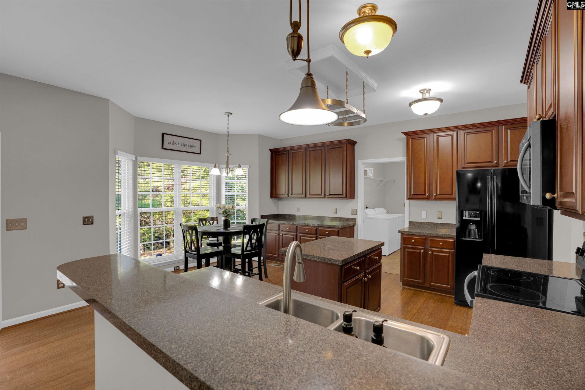 241 Kenmore Park Drive  Photo 8
