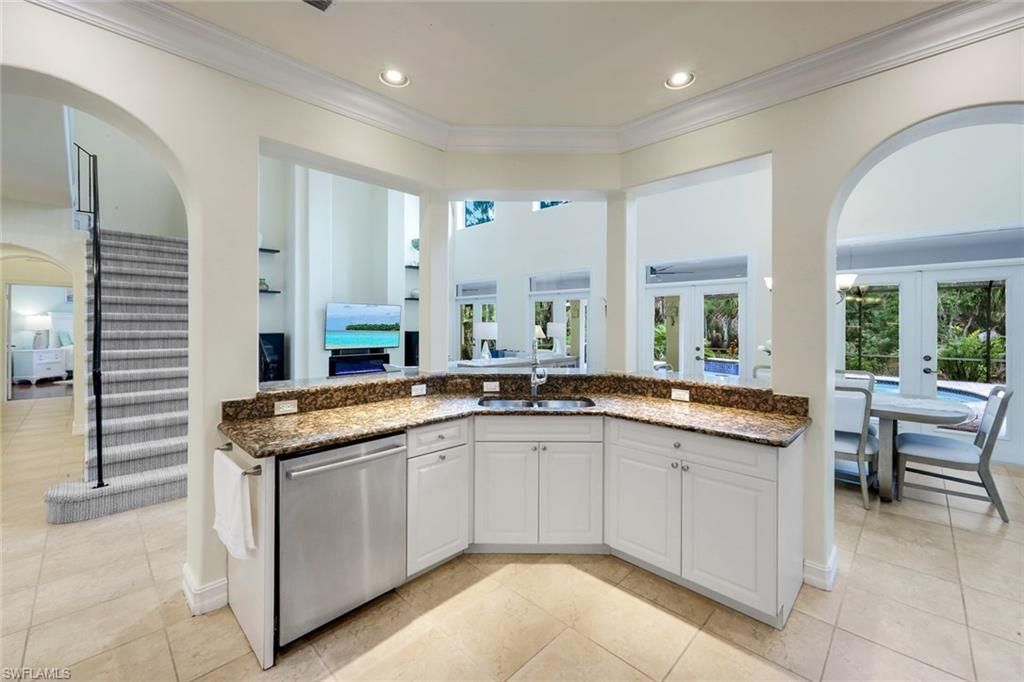 2661 Golden Gate Blvd W, Naples, FL 34120 Photo
