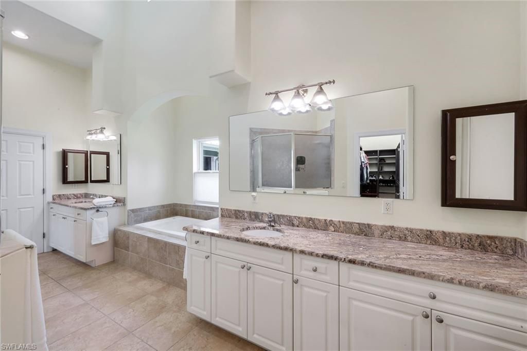 2661 Golden Gate Blvd W, Naples, FL 34120 Photo