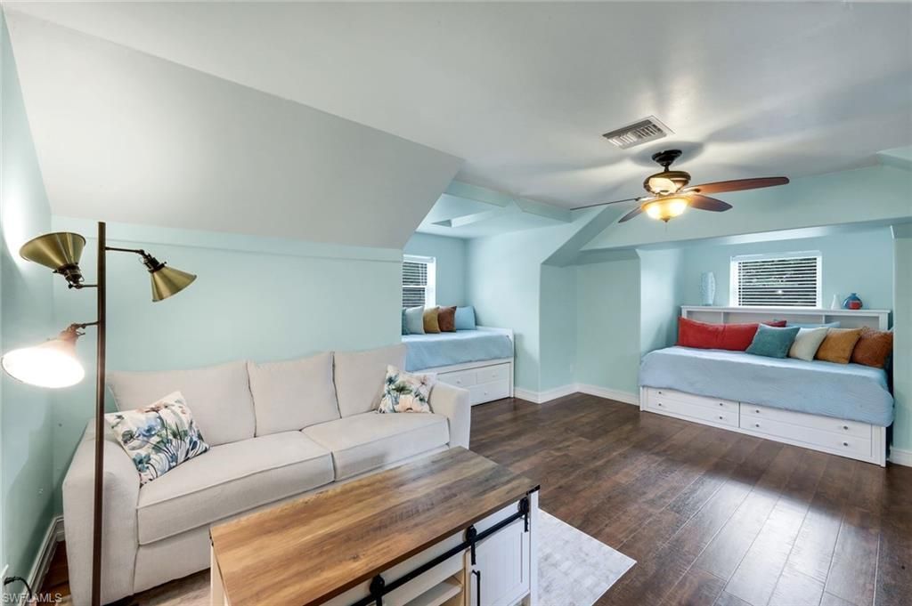 2661 Golden Gate Blvd W, Naples, FL 34120 Photo