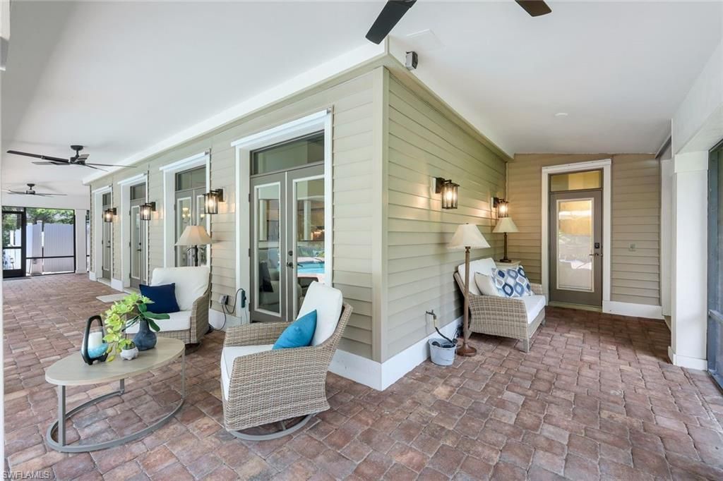 2661 Golden Gate Blvd W, Naples, FL 34120 Photo
