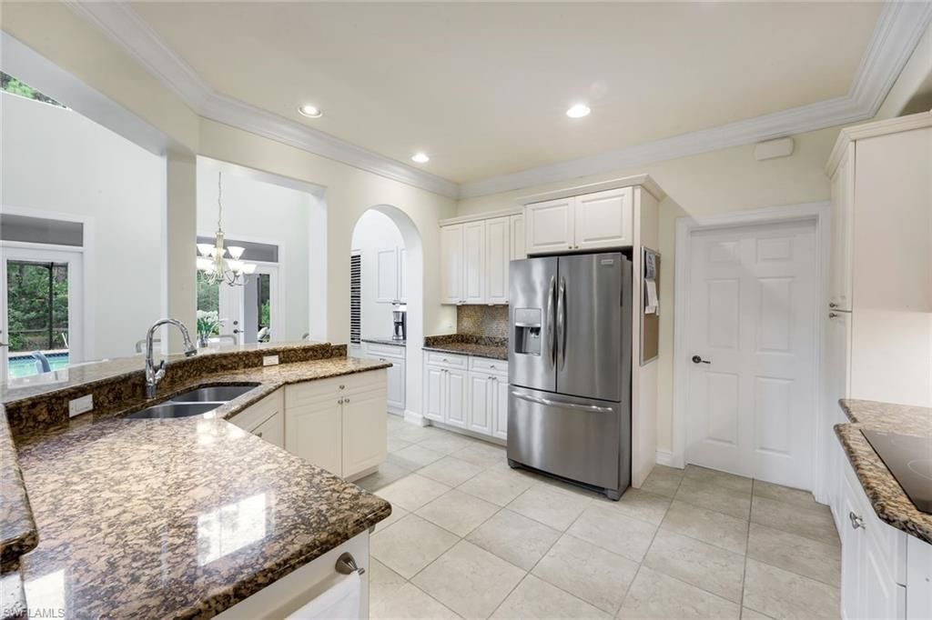 2661 Golden Gate Blvd W, Naples, FL 34120 Photo