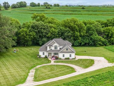 18531 340TH Street, TREYNOR, IA 51575
