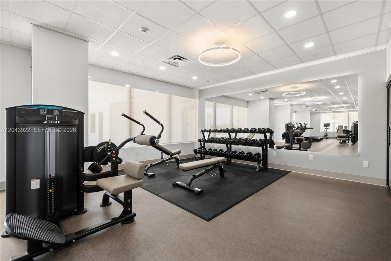 5500 Collins Ave , Unit 1902, Miami Beach, FL 33140 Photo