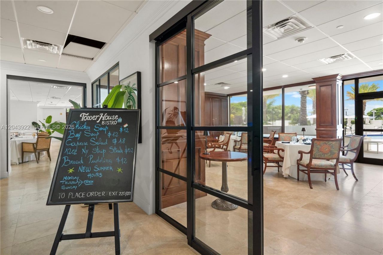 5500 Collins Ave , Unit 1902, Miami Beach, FL 33140 Photo