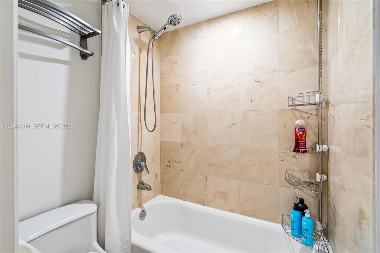 6917 Collins Ave, Unit 1012, Miami Beach, FL 33141 Photo
