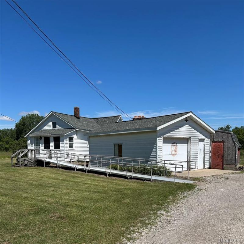 3850 Densmore Road, Juniata Township, MI 48723 Main Photo
