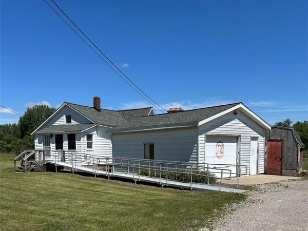 3850 Densmore Road, Juniata Twp, MI 48723