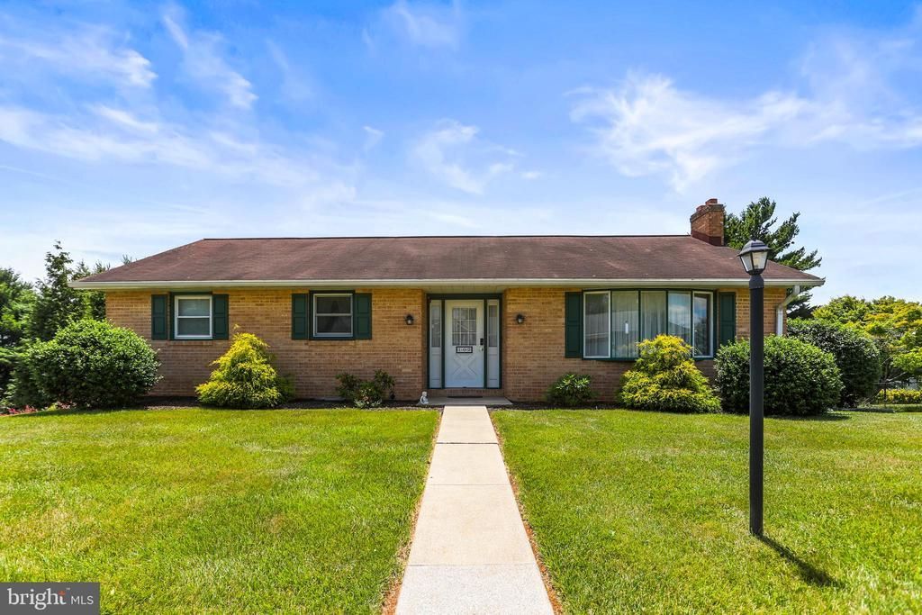 102 SKYVIEW DRIVE , SHREWSBURY, PA 17361