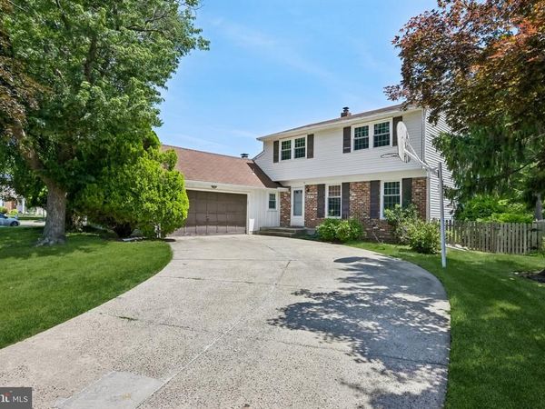 649 CORNWALLIS DRIVE, MOUNT LAUREL, NJ 08054
