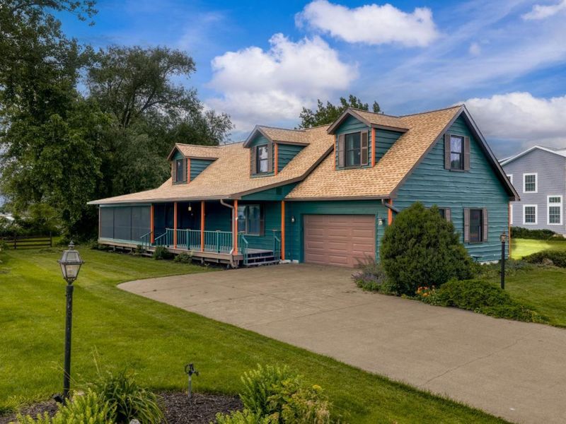 2350 s commodore Court, Marblehead, OH 43440 Photo 2