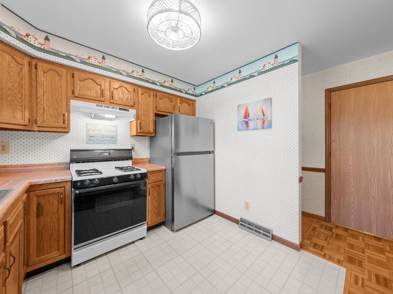 2350 s commodore Court, Marblehead, OH 43440 Photo 32