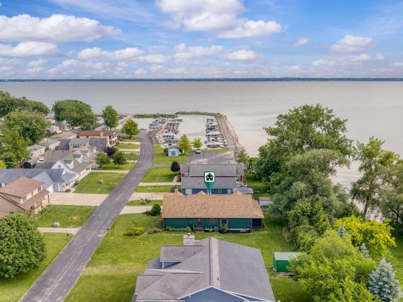 2350 s commodore Court, Marblehead, OH 43440 Photo 4