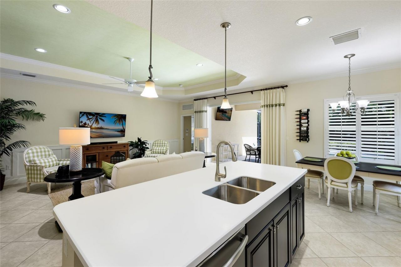 12109 Whisper Lake Drive, Bradenton, FL 34211 Photo