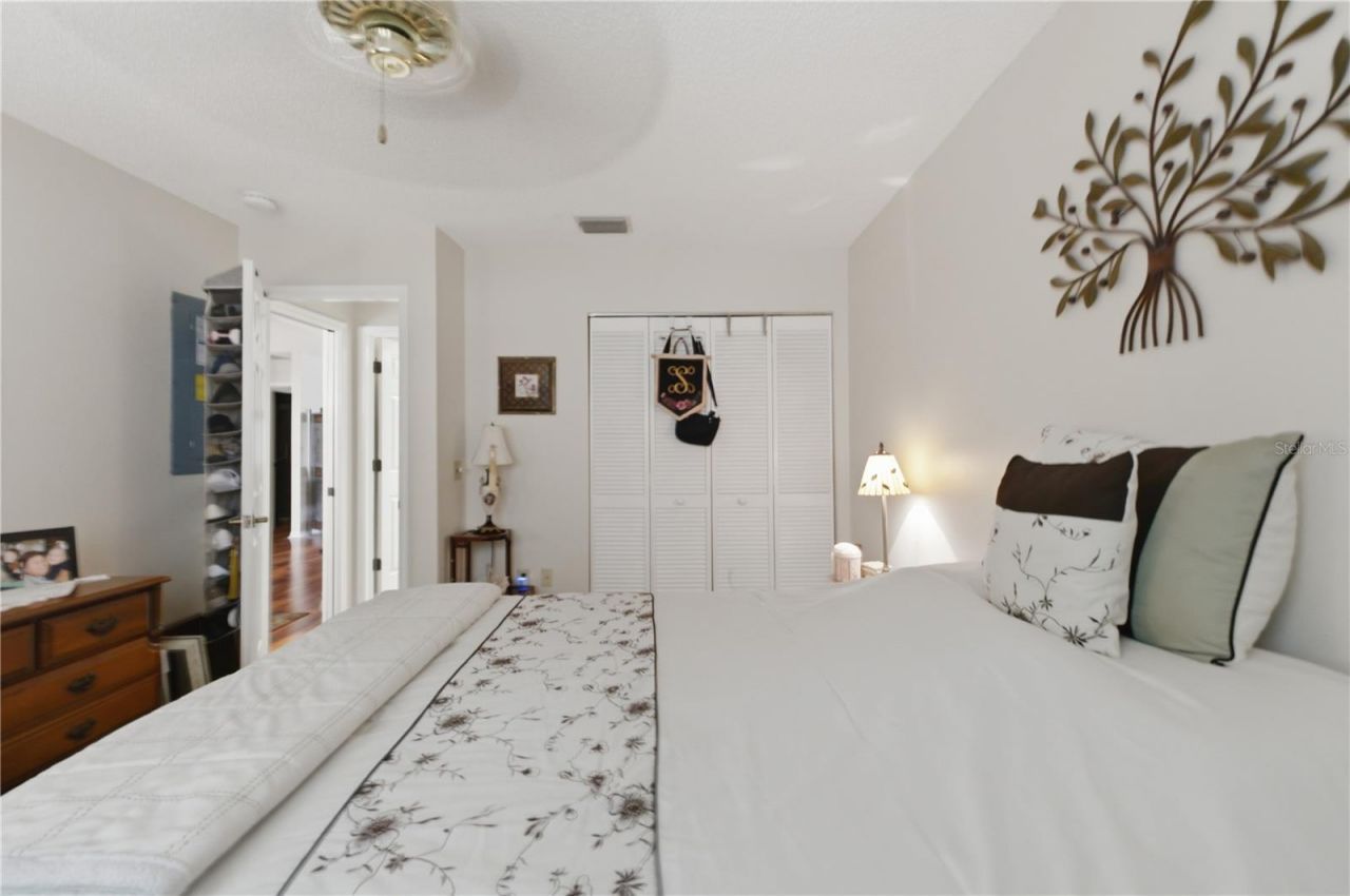 3249 Lori Lane , Unit 3249, New Port Richey, FL 34655 Photo