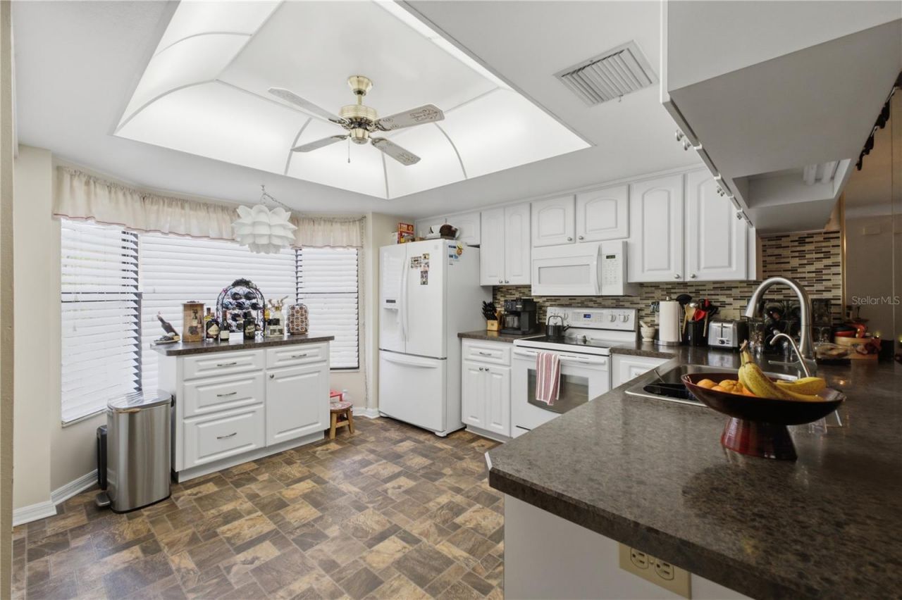3249 Lori Lane , Unit 3249, New Port Richey, FL 34655 Photo