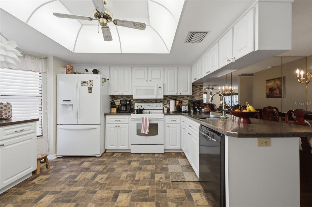 3249 Lori Lane , Unit 3249, New Port Richey, FL 34655 Photo