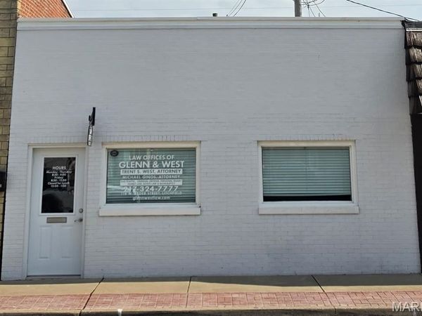 118 W Ryder Street , Litchfield, IL 62056