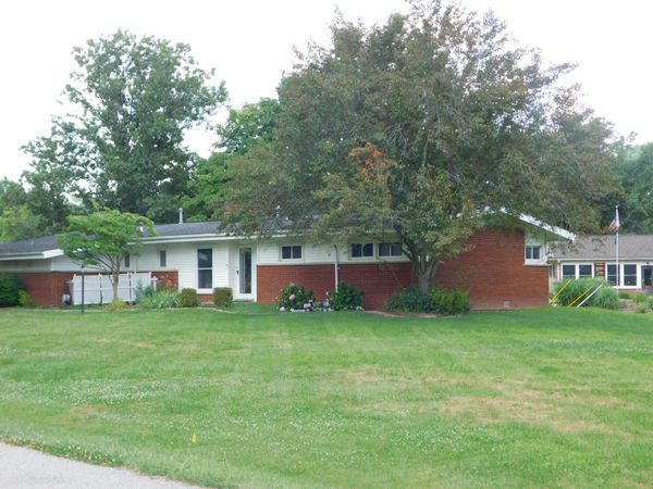 26150 Barbados Road, Farmington, MI 48335
