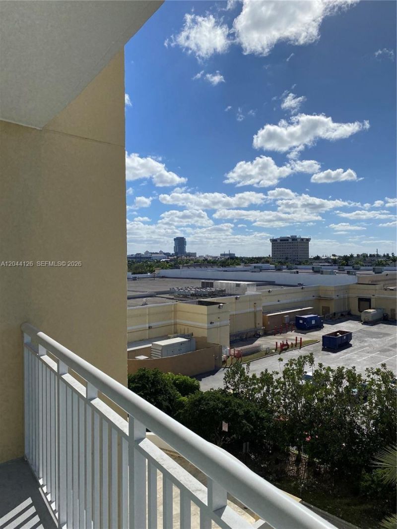 1745 E Hallandale Beach Blvd , Unit 401W, Hallandale Beach, FL 33009 Photo