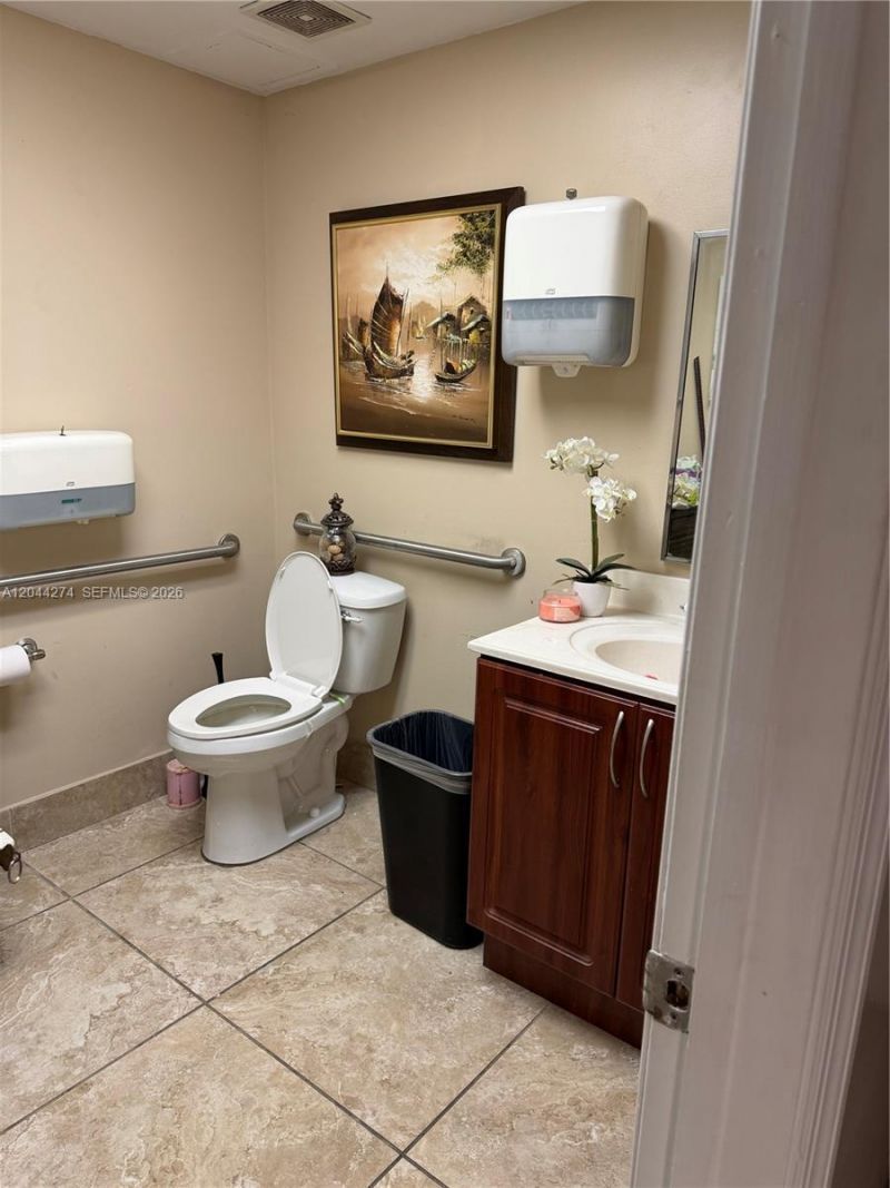 10871 NW 122nd St , Unit 30, Medley, FL 33178 Photo