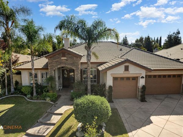 12417 Locksley Drive, Bakersfield, CA 93311