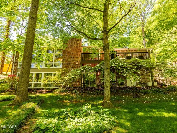 2513 SW Lakemoor Drive , Knoxville, TN 37920