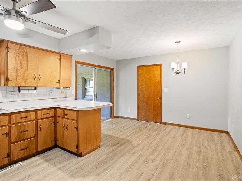 535 Barnhart Road, Troy, OH 45373 Photo 16