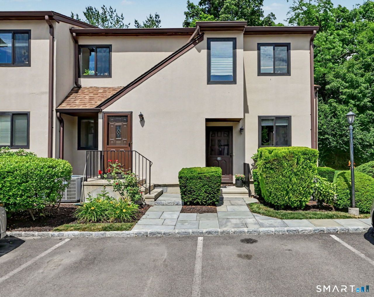 16 Bouton East, Unit 10, Stamford, CT 06907 Main Photo