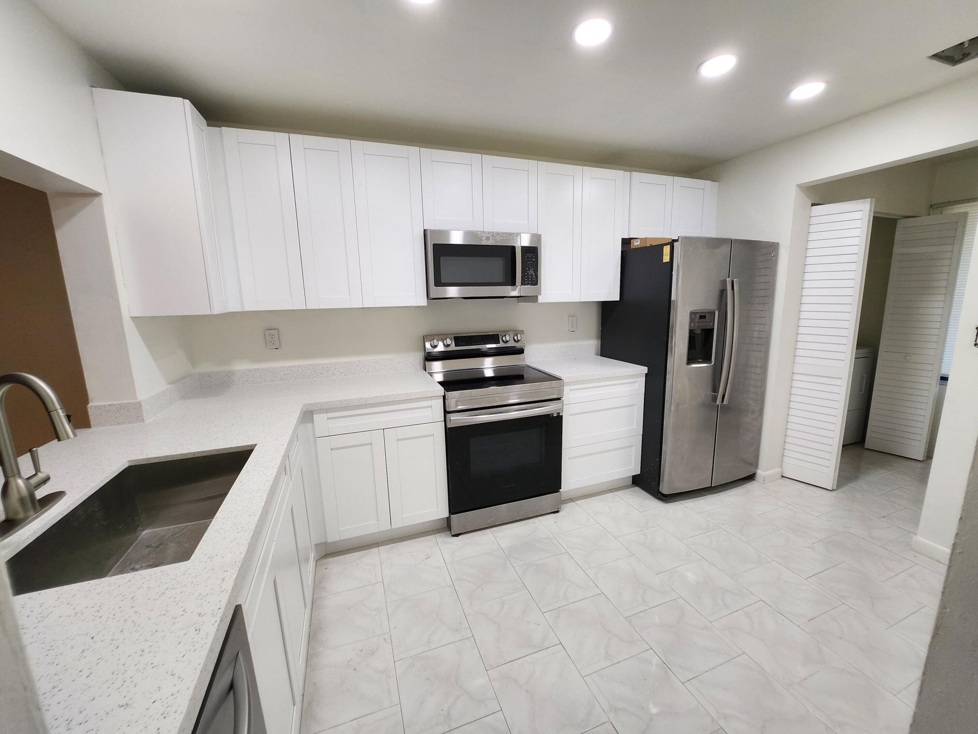 903 NW 79th Terrace, Plantation, FL 33324 Photo