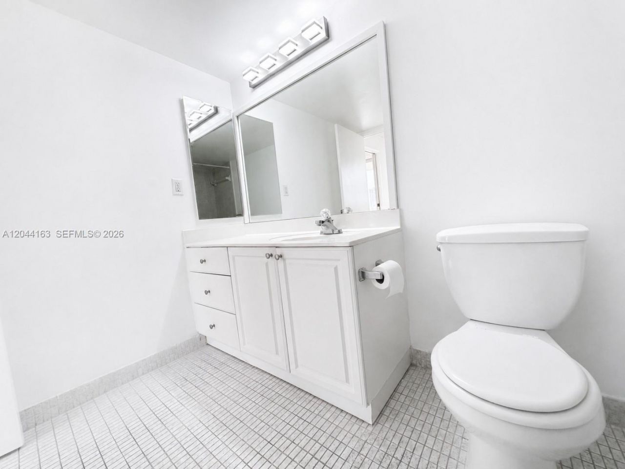 290 174th St , Unit 1207, Sunny Isles Beach, FL 33160 Photo
