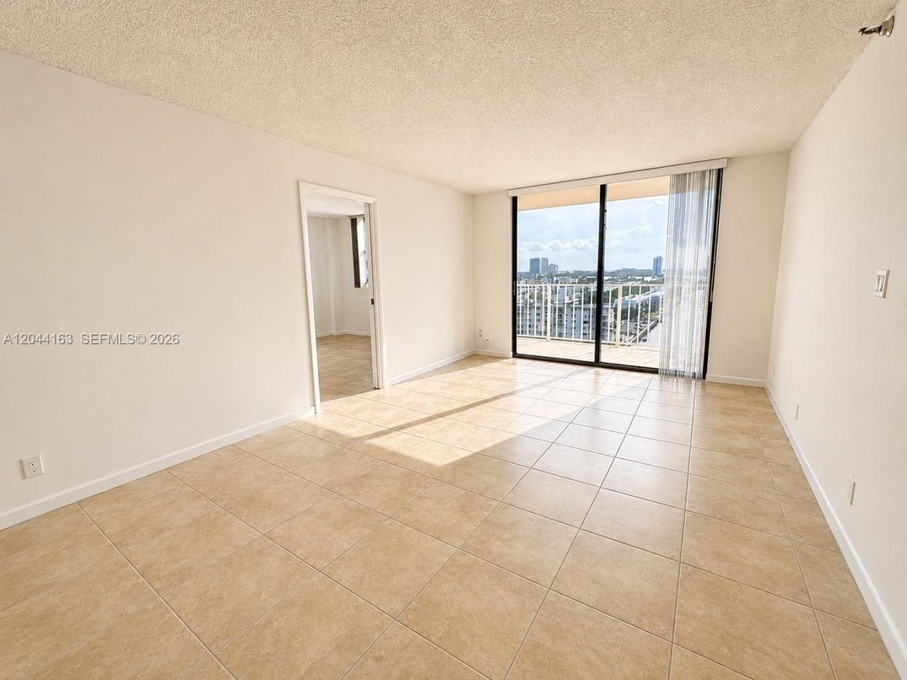 290 174th St , Unit 1207, Sunny Isles Beach, FL 33160 Photo