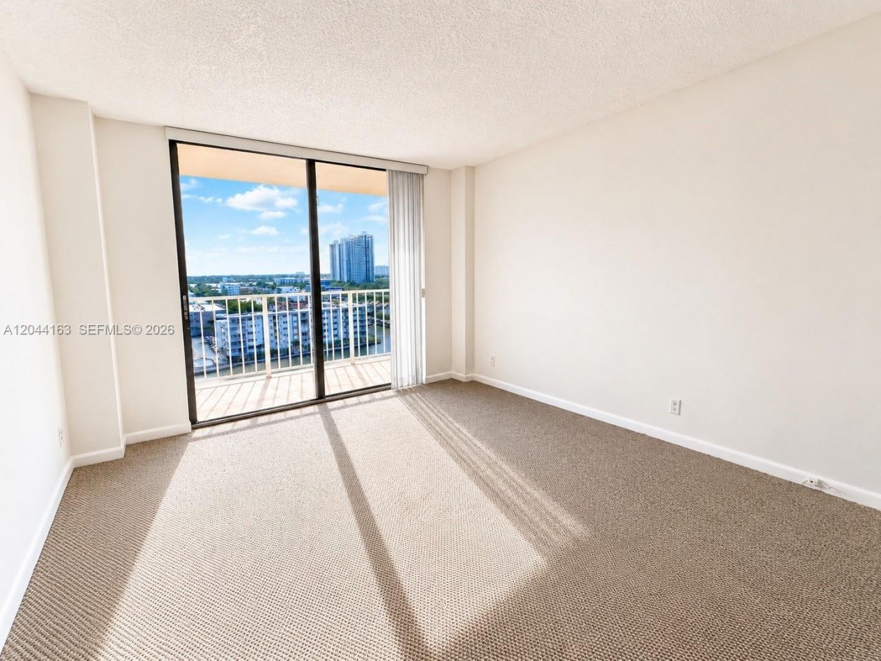 290 174th St , Unit 1207, Sunny Isles Beach, FL 33160 Photo