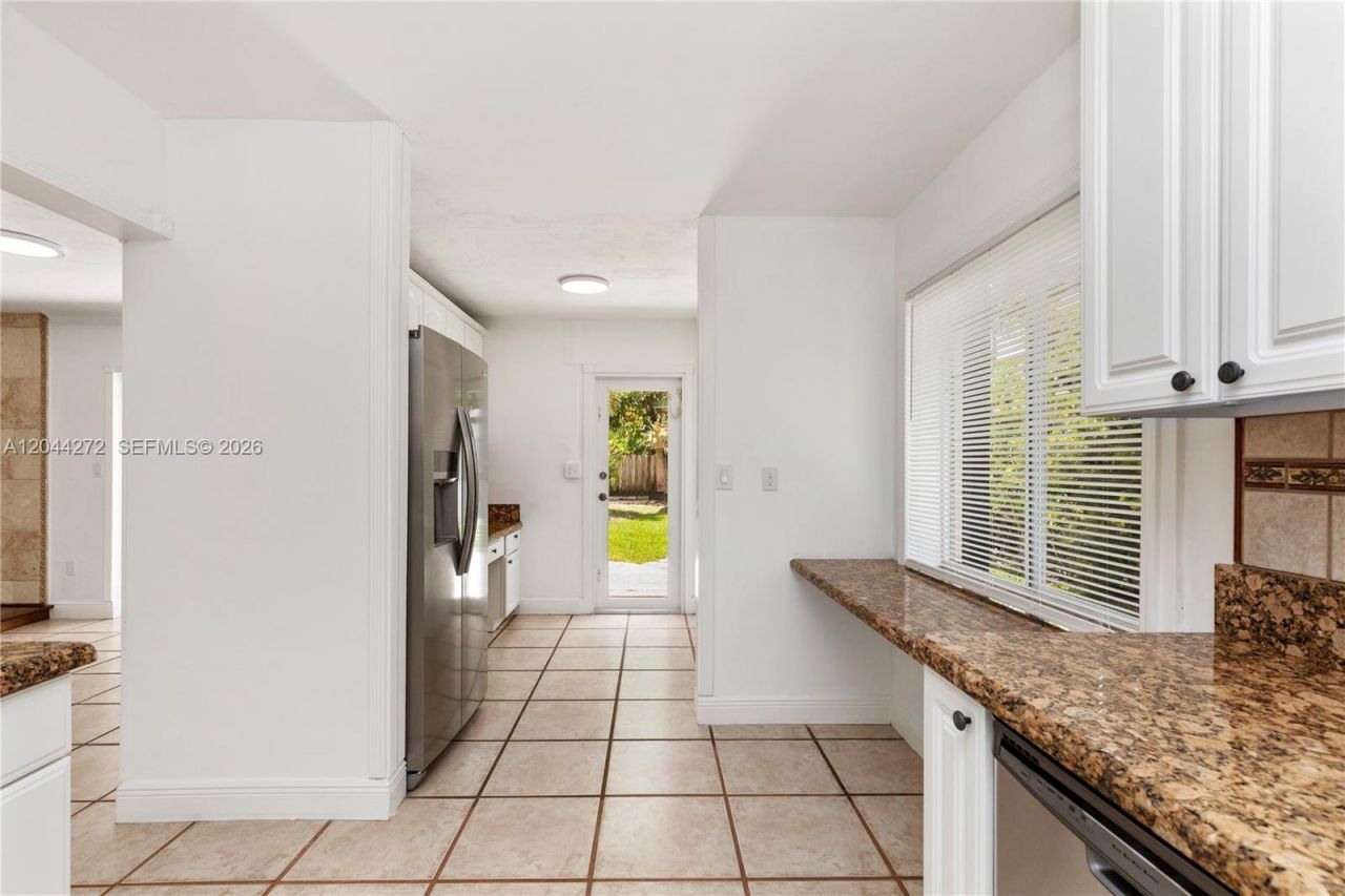9030 SW 184th Ter , Cutler Bay, FL 33157 Photo