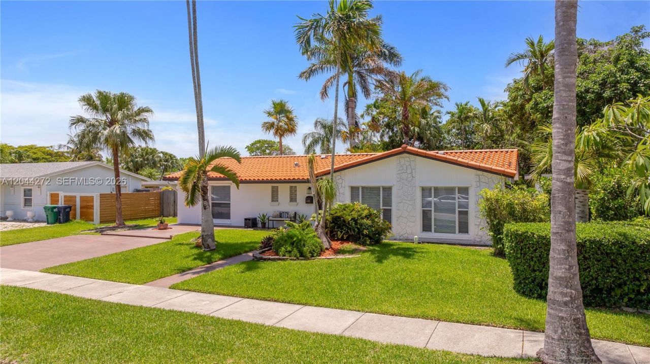 9030 SW 184th Ter , Cutler Bay, FL 33157 Photo