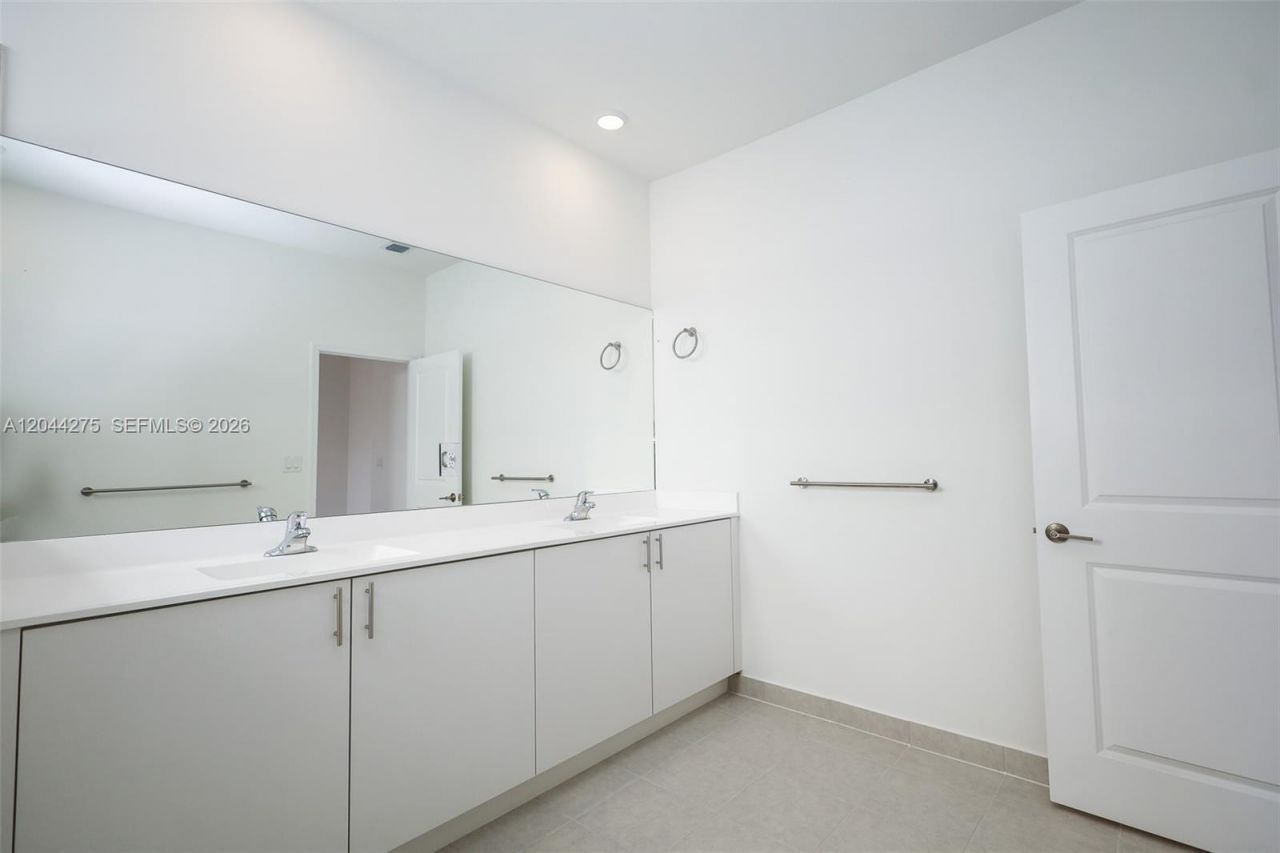 23057 SW 129th Pl , Unit 23057, Miami, FL 33170 Photo