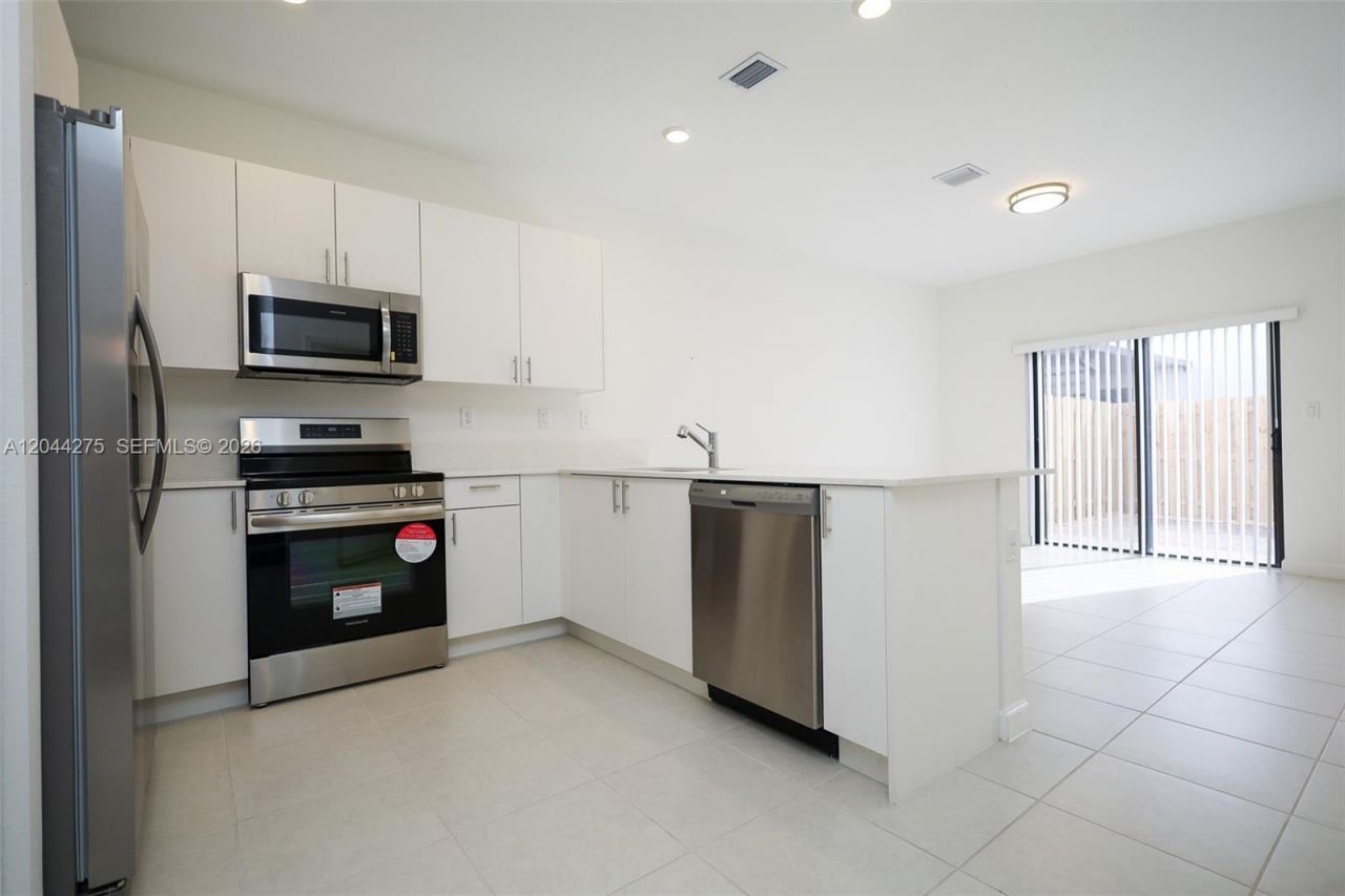 23057 SW 129th Pl , Unit 23057, Miami, FL 33170 Photo