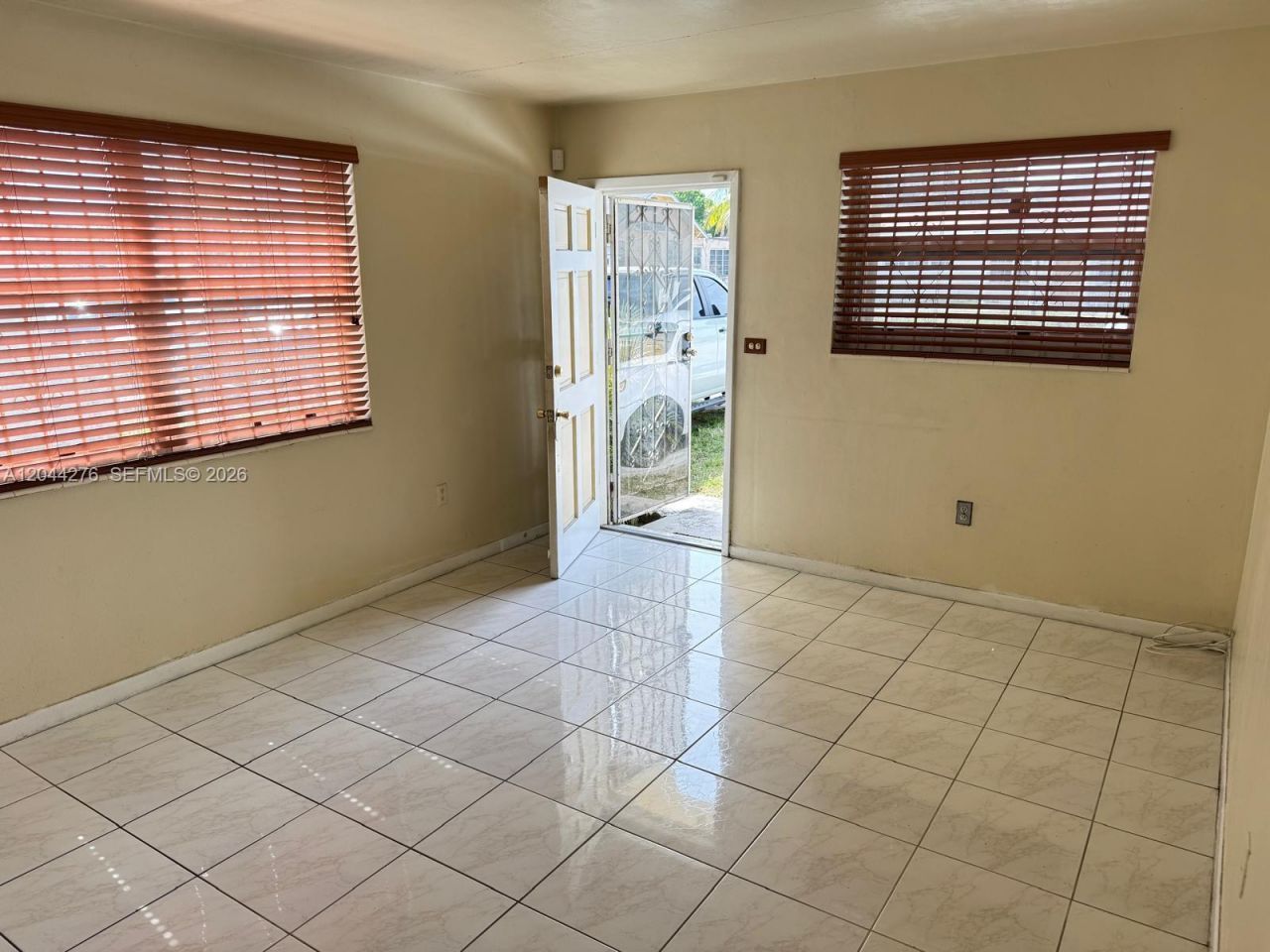 2428 NW 82nd St , Unit 2428, Miami, FL 33147 Photo