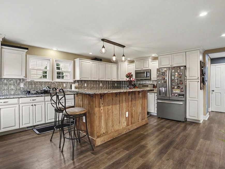 37 High Street, Stewartstown, PA 17363 Main Photo