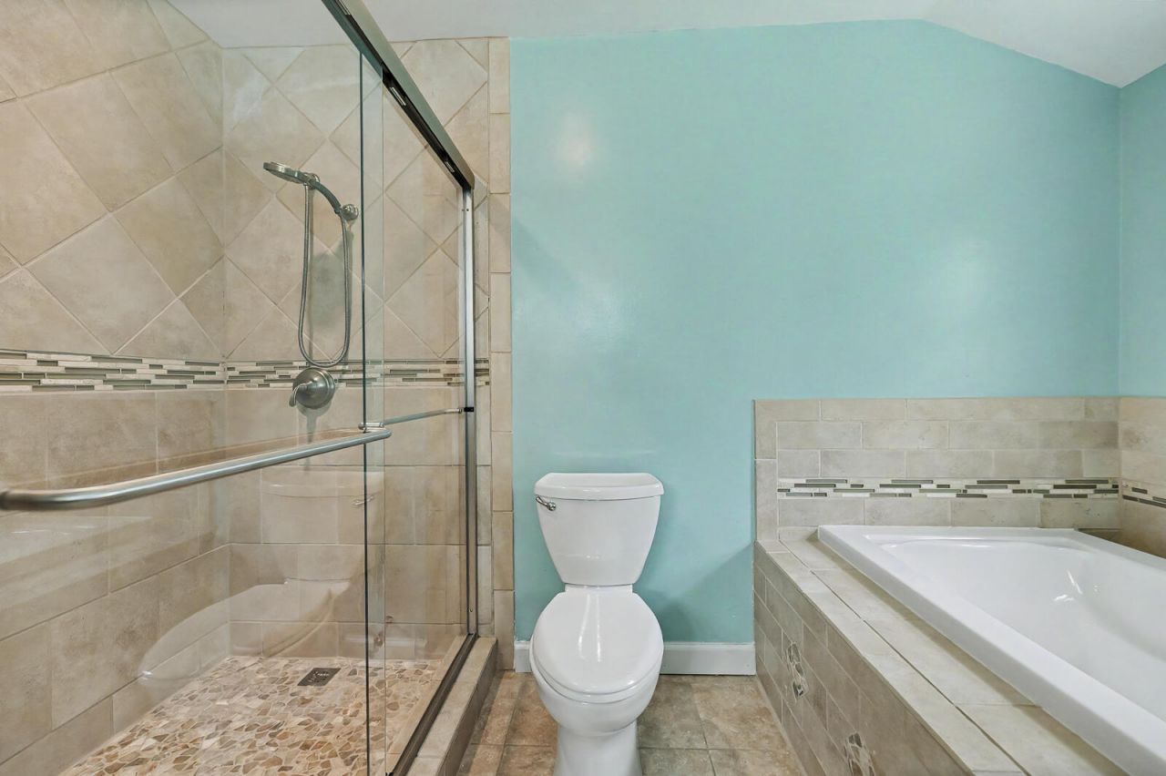 300 Eastover Circle Photo 21