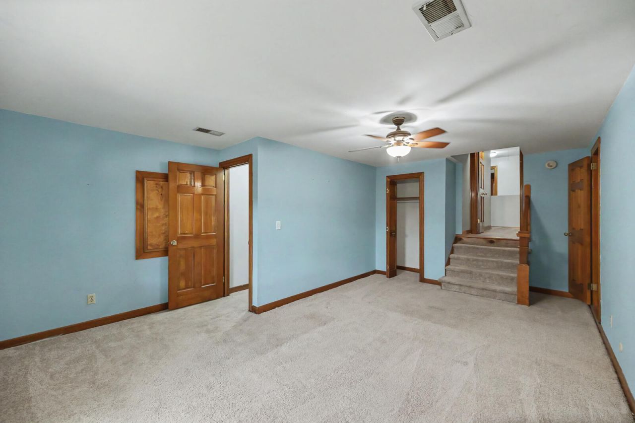 300 Eastover Circle Photo 28