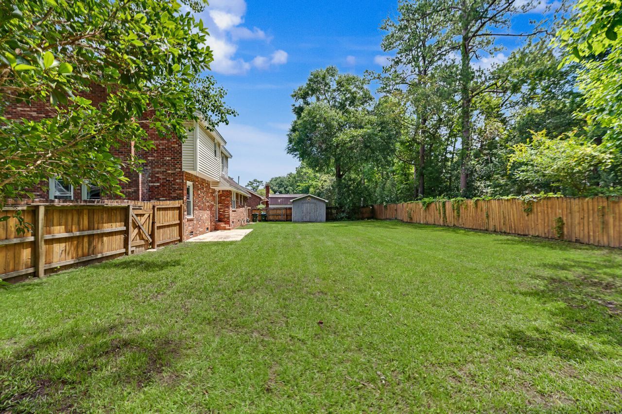300 Eastover Circle Photo 30