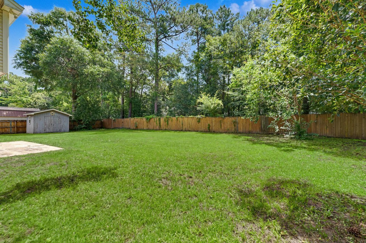 300 Eastover Circle Photo 35