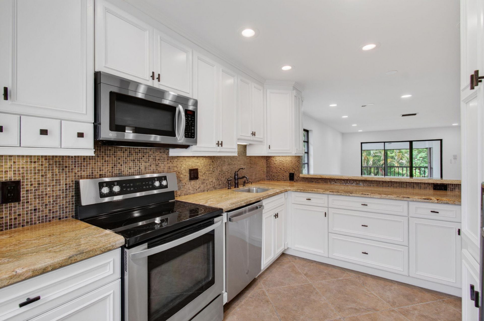 8460 Casa Del Lago, Boca Raton, FL 33433 Photo