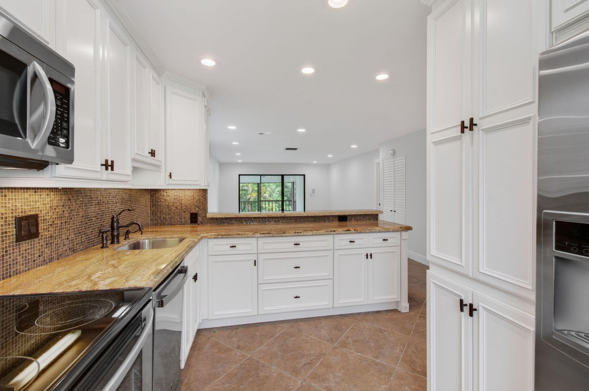 8460 Casa Del Lago, Boca Raton, FL 33433 Photo