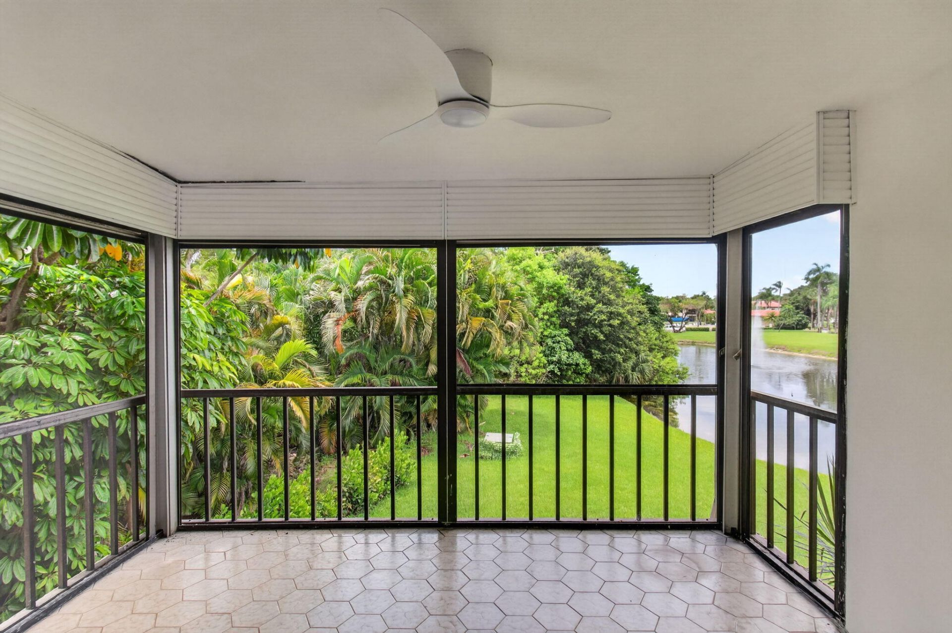 8460 Casa Del Lago, Boca Raton, FL 33433 Photo